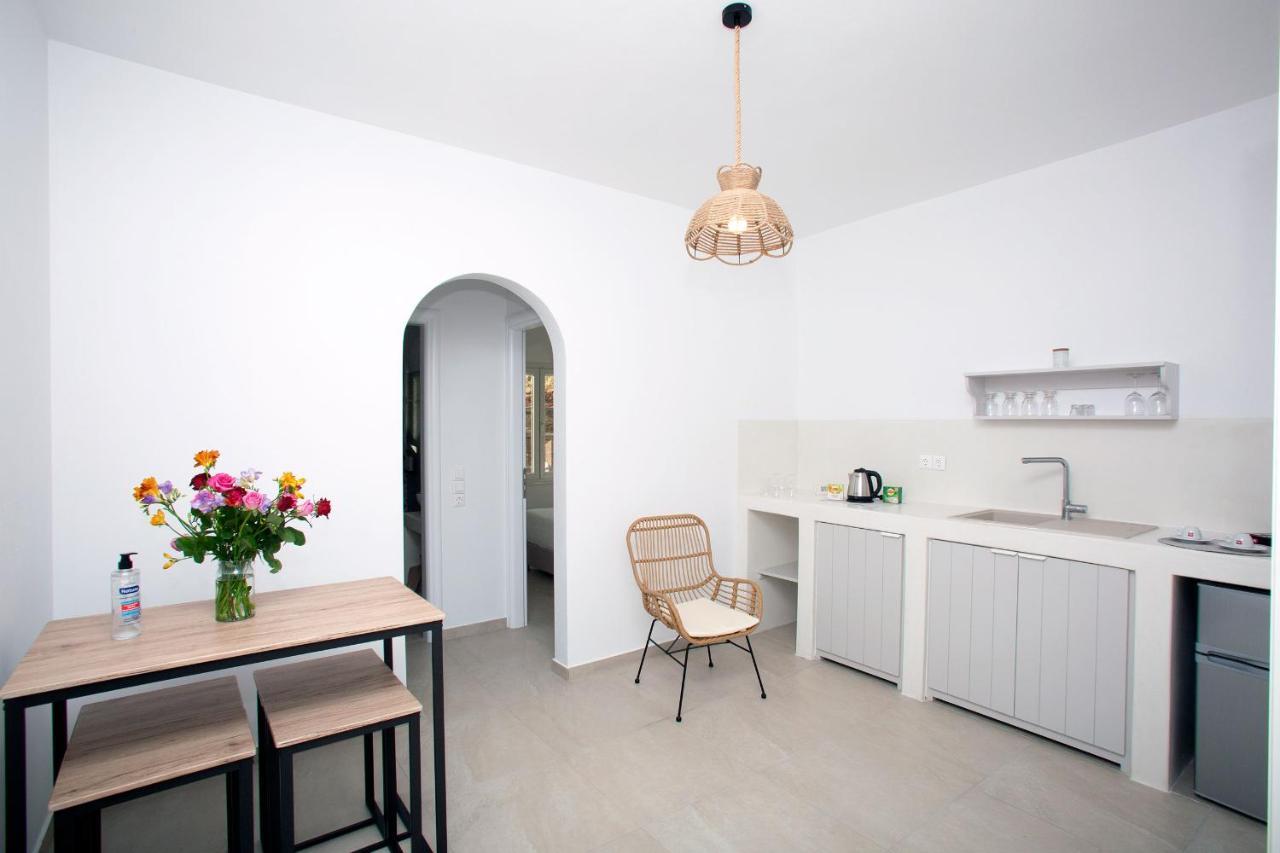 Elia Privileged Suites Andros Ανδροσ Exterior photo